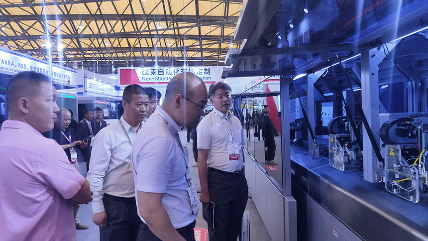 日精智能全自動端子機